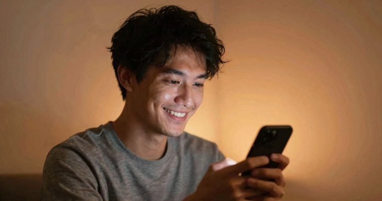 sms qui font fondre un homme : 3 modèles efficaces à tester